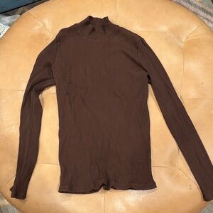 Uniqlo Chocolate Ribbed Knitwear turtleneck